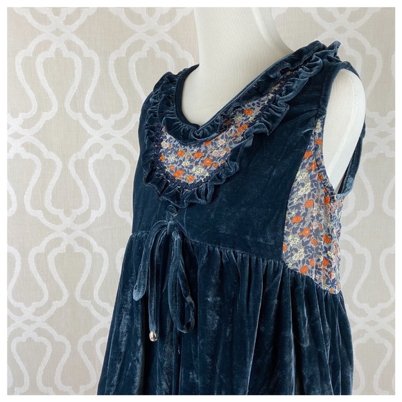 POL Midnight Blue Velvet Babydoll Top - Picture 2 of 11